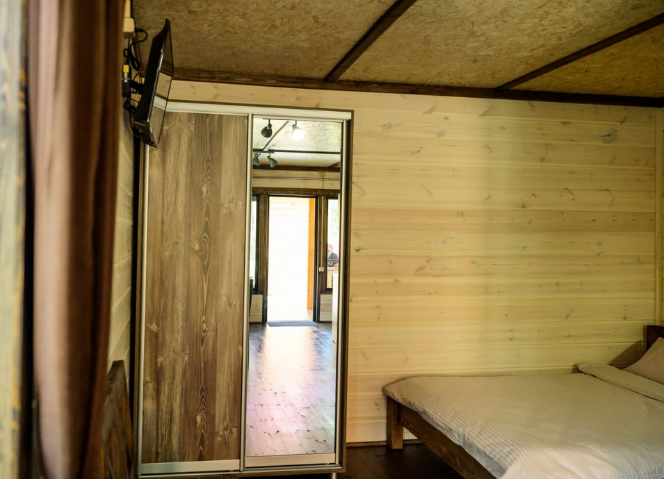 Домик на берегу Катуни