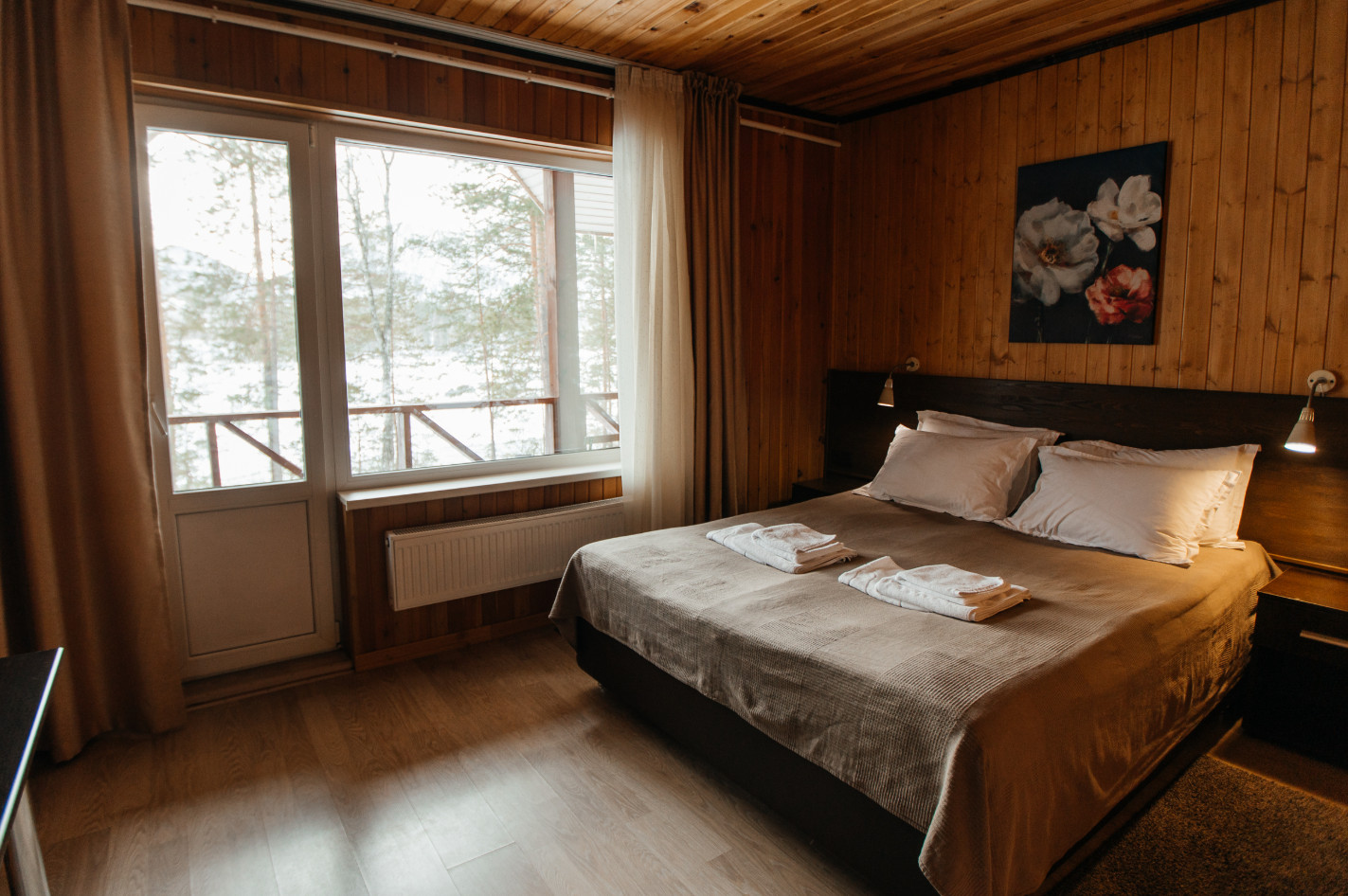 Стандарт в коттедже с балконом