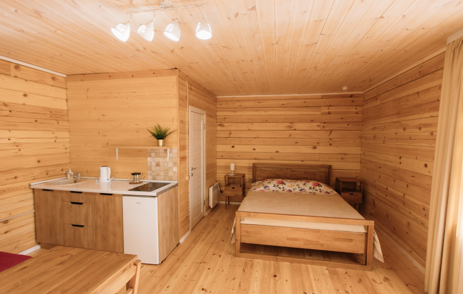 Домик с террасой