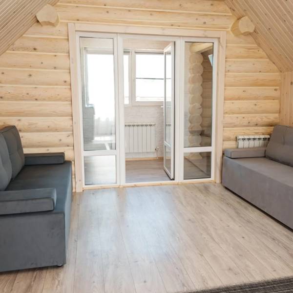 Средний дом