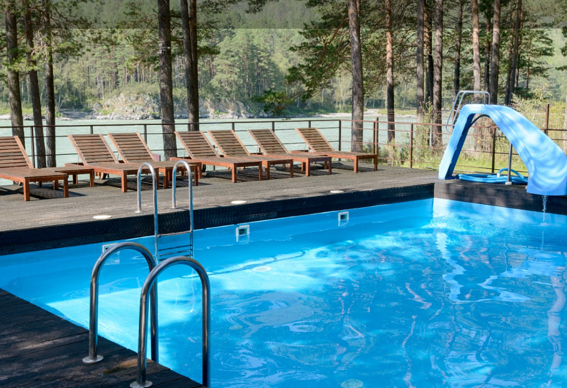 Фото отеля — Бассейн 2