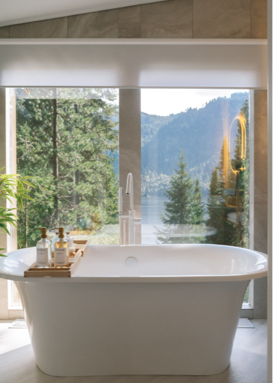 Барн с ванной и видом на озеро